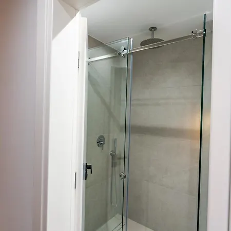 Ortus Hotel Sarandë